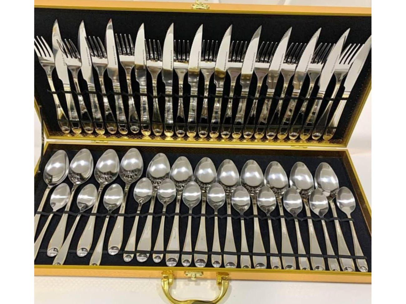 SET DE 49 CUBIERTOS PREMIUM