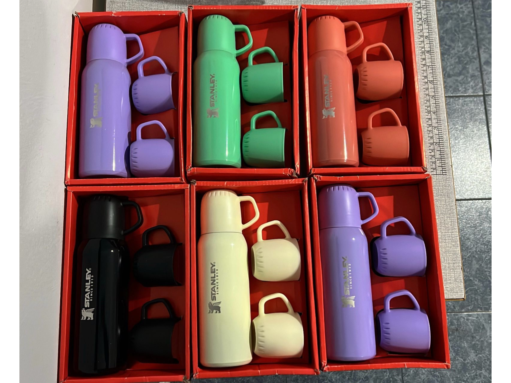 TERMO 500 ML CON TAZAS