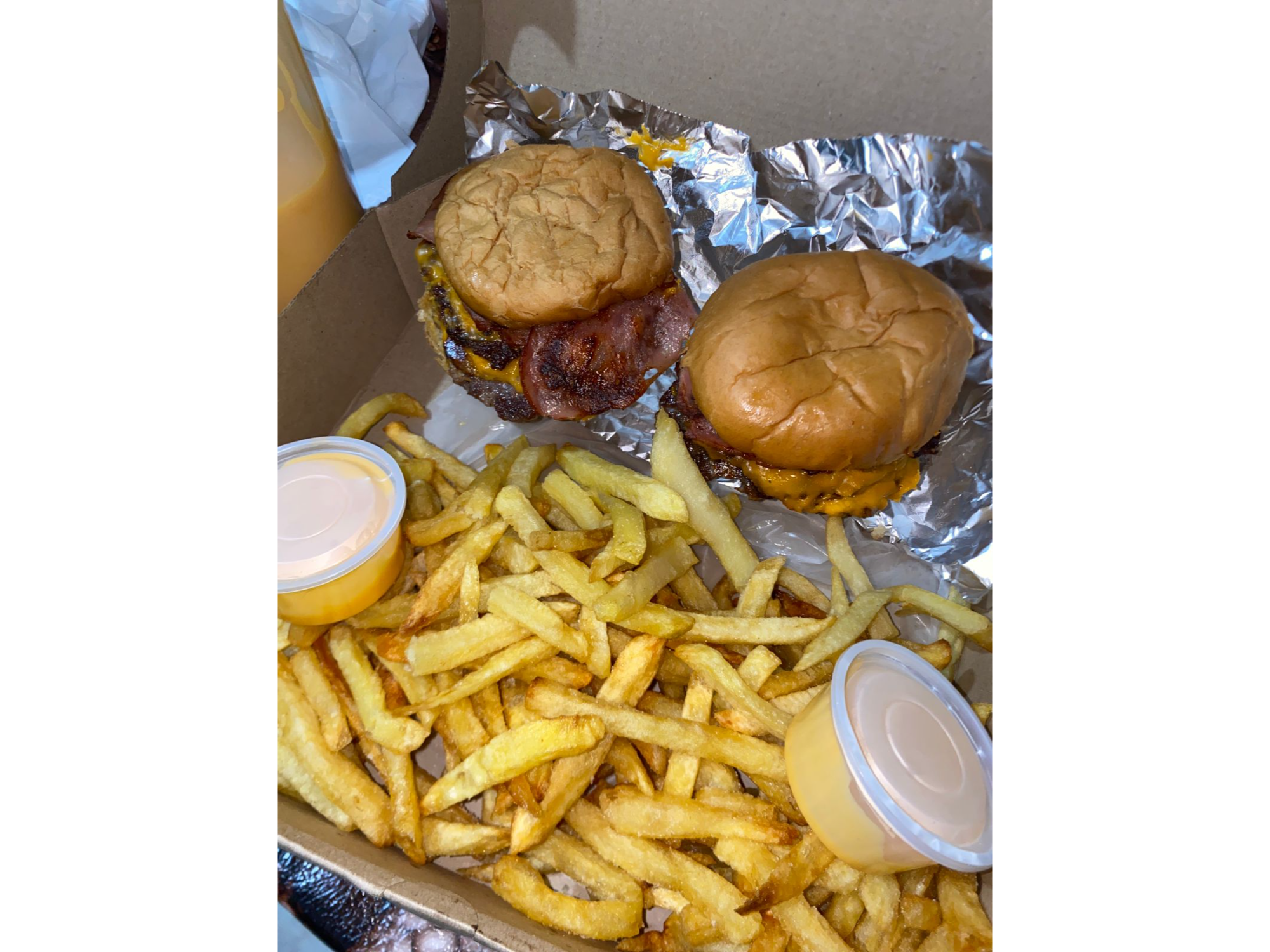 Box 2 doble bacon+ 2 dipping cheddar