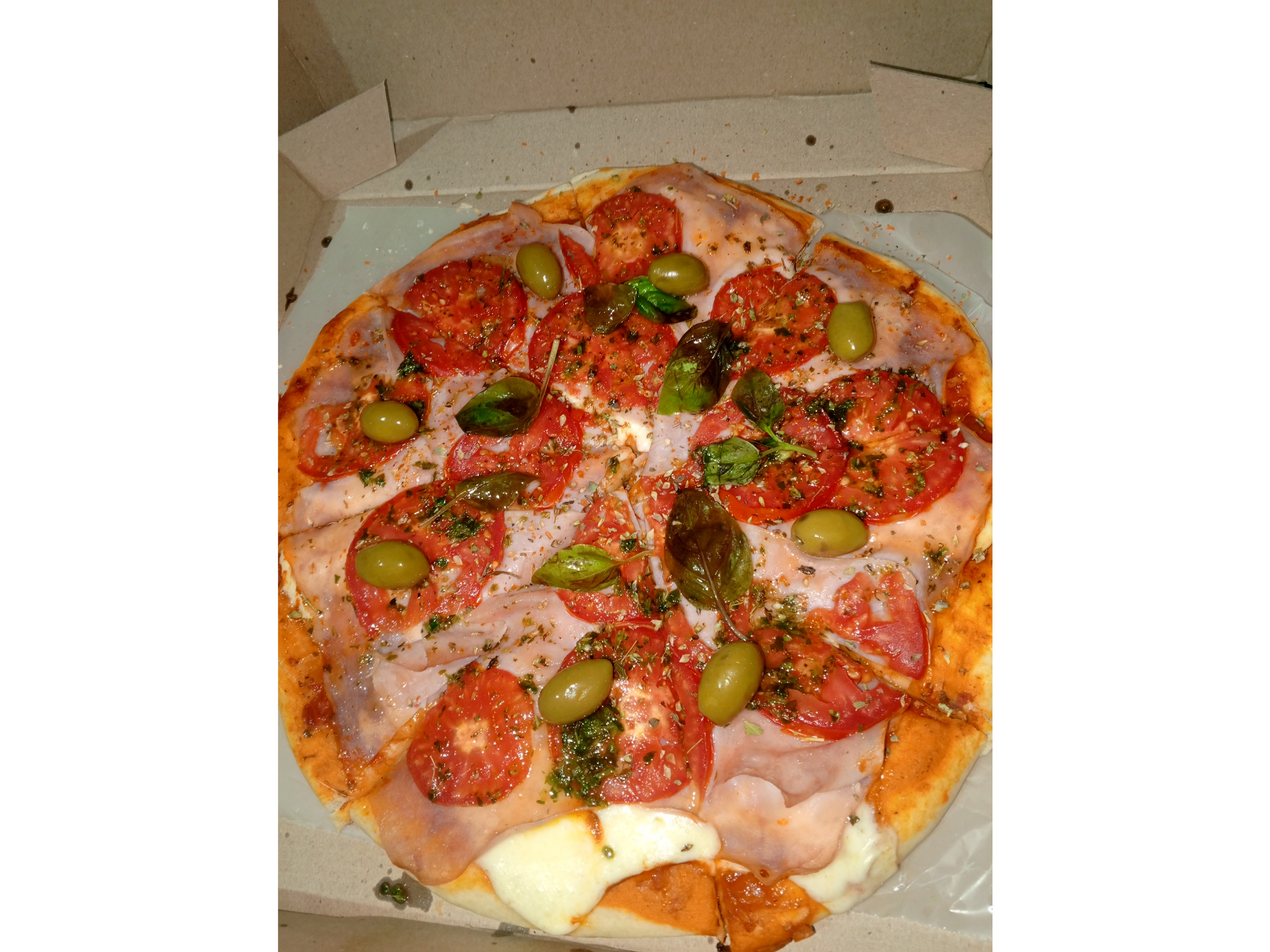 Muzzarella Jamón y Tomates