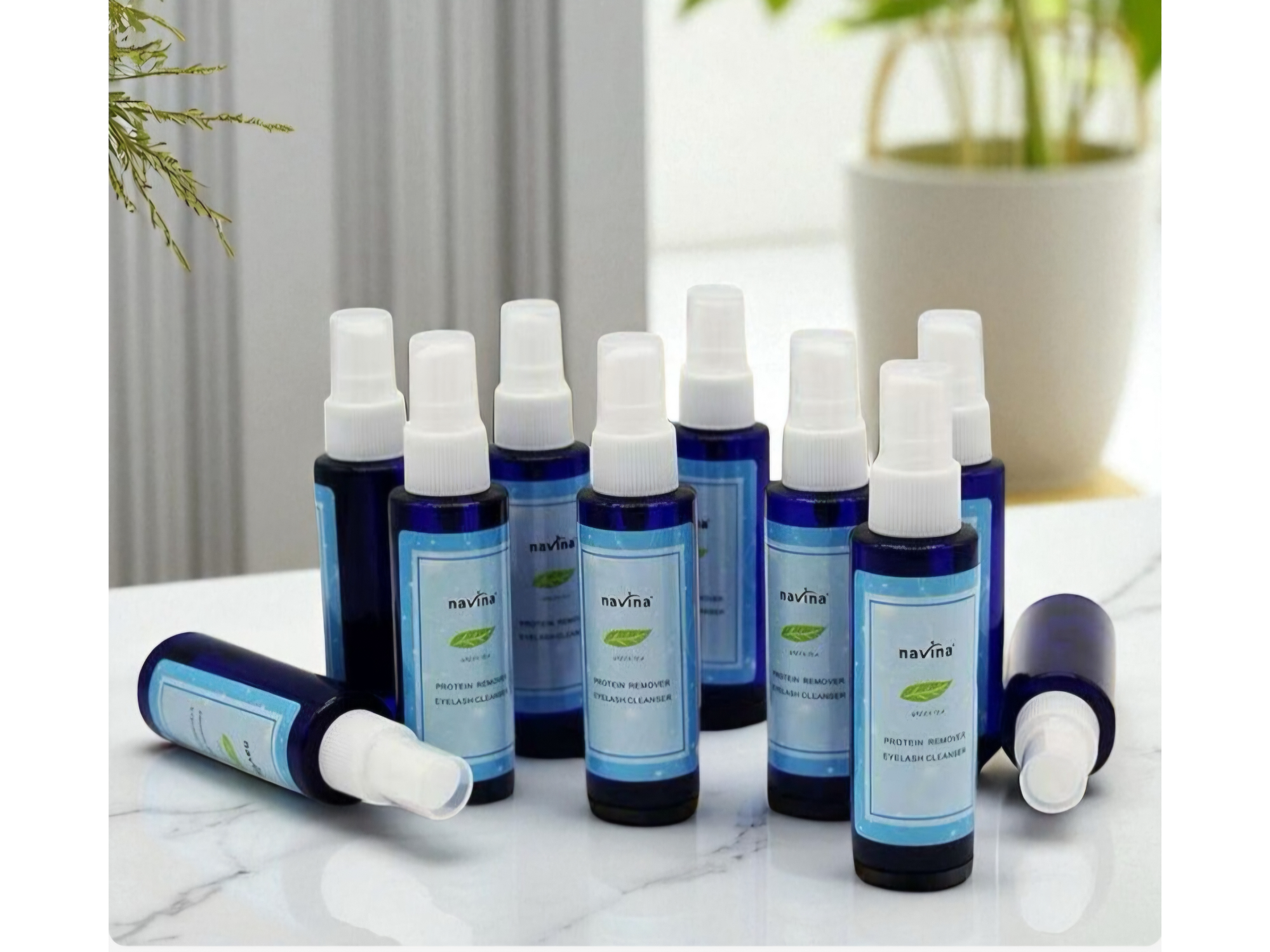 Navina Spray Limpiador de pestañas con proteínas de Te Verde