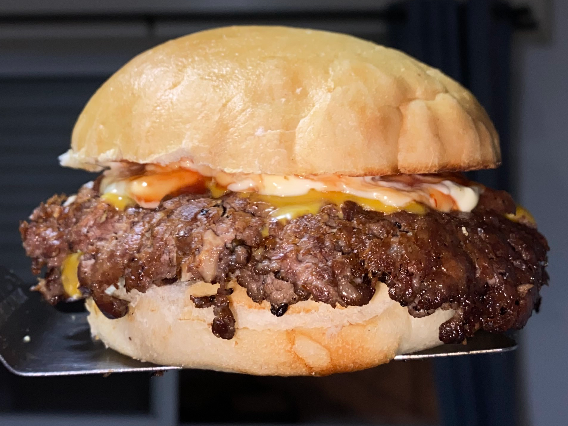 Cheese burger doble (con papas) de Mario's Burger