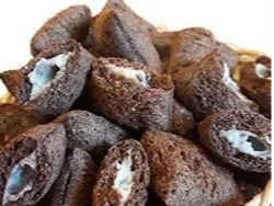 Bocaditos de chocolate rellenos de mousse de limón