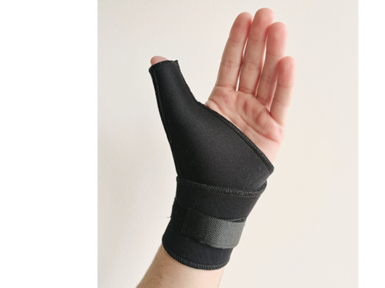 Munequera con Inclusión de Dedo Pulgar