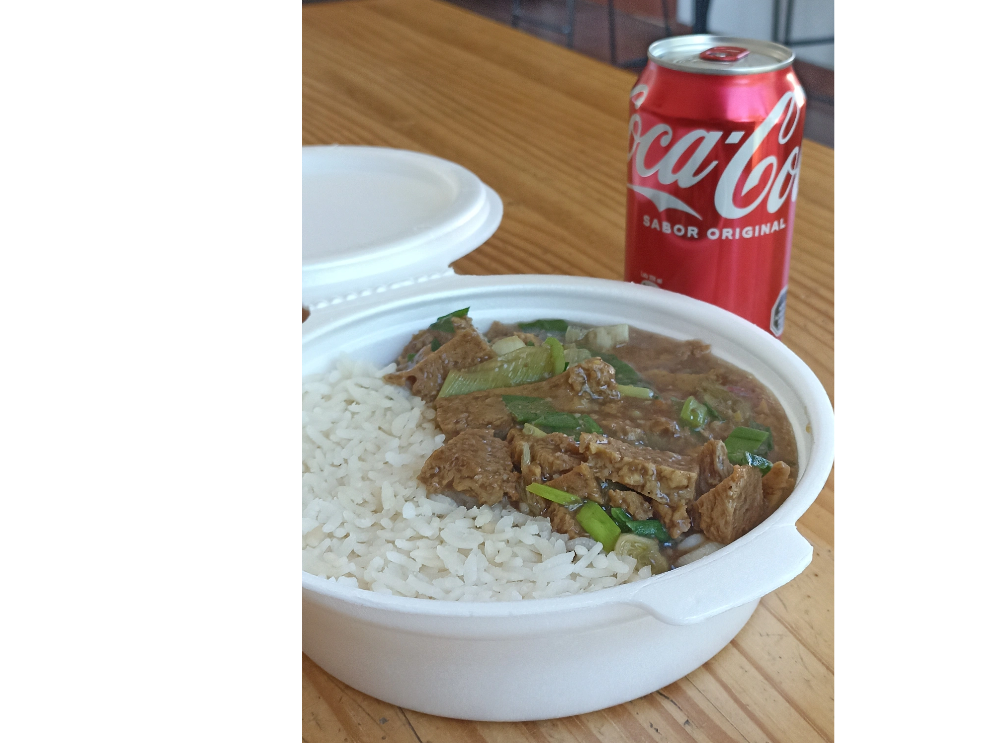 Seitán mongoliano + bebida o jugo