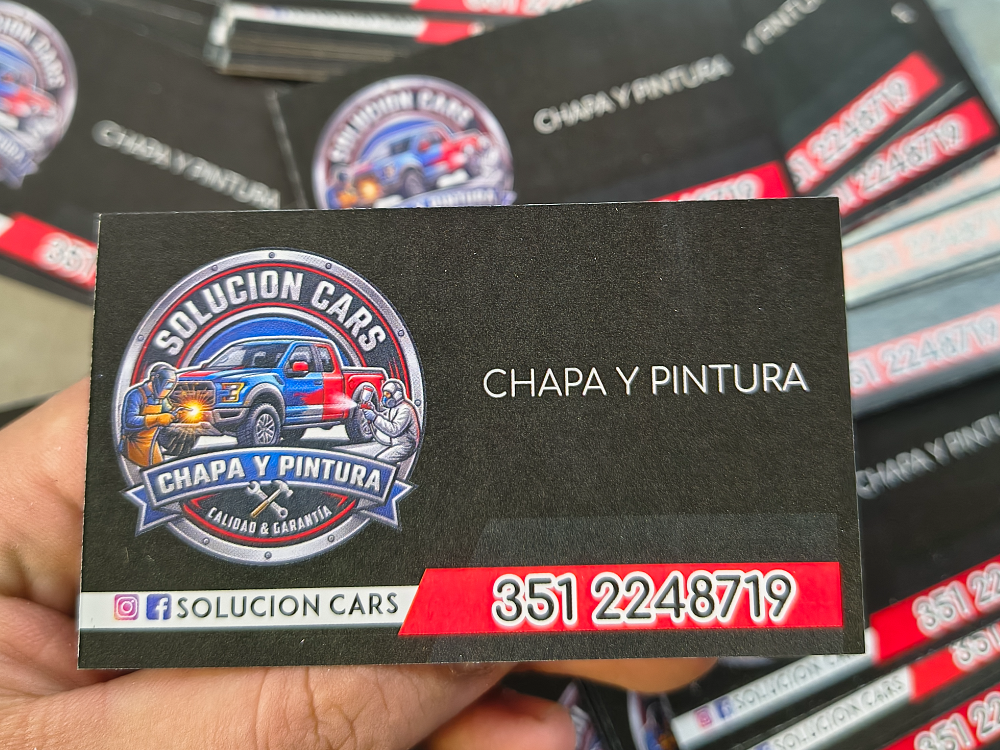 Tarjetas color dos caras