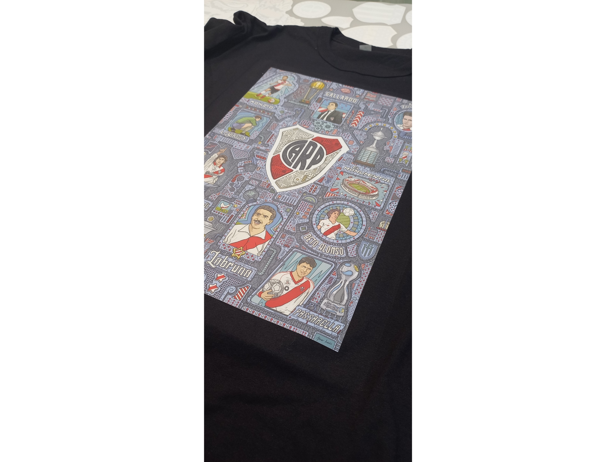 Remeras estampadas de Pepes centro gráfico