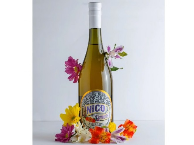 Vermouth blanco floral