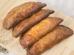 Empanada de jamon y queso