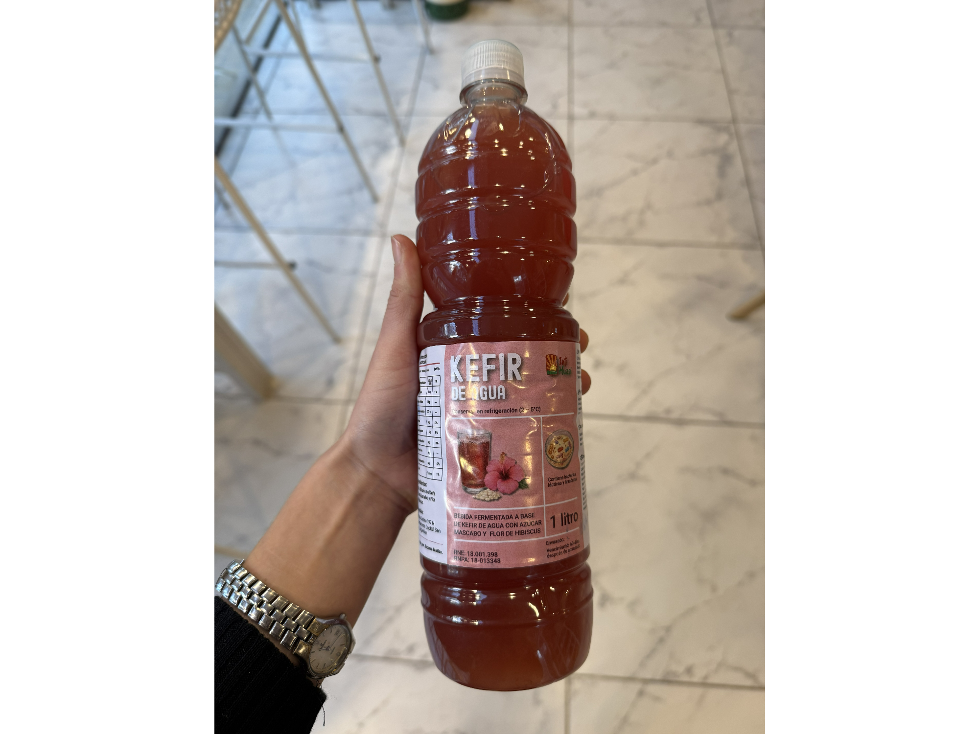Kefir de agua con Azucar Mascabo y Flor de Hibiscus