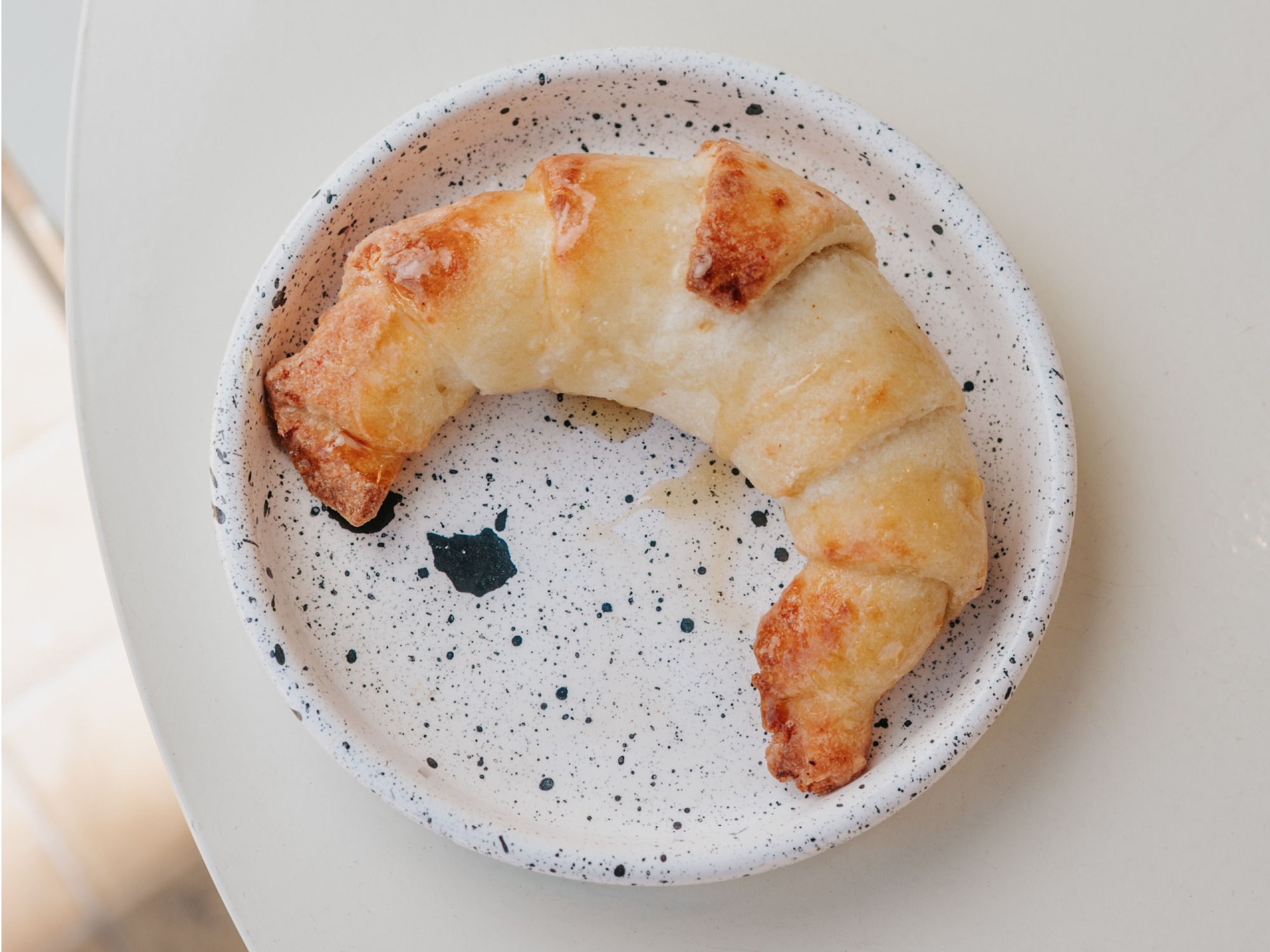 CAFE + MEDIALUNA KETO