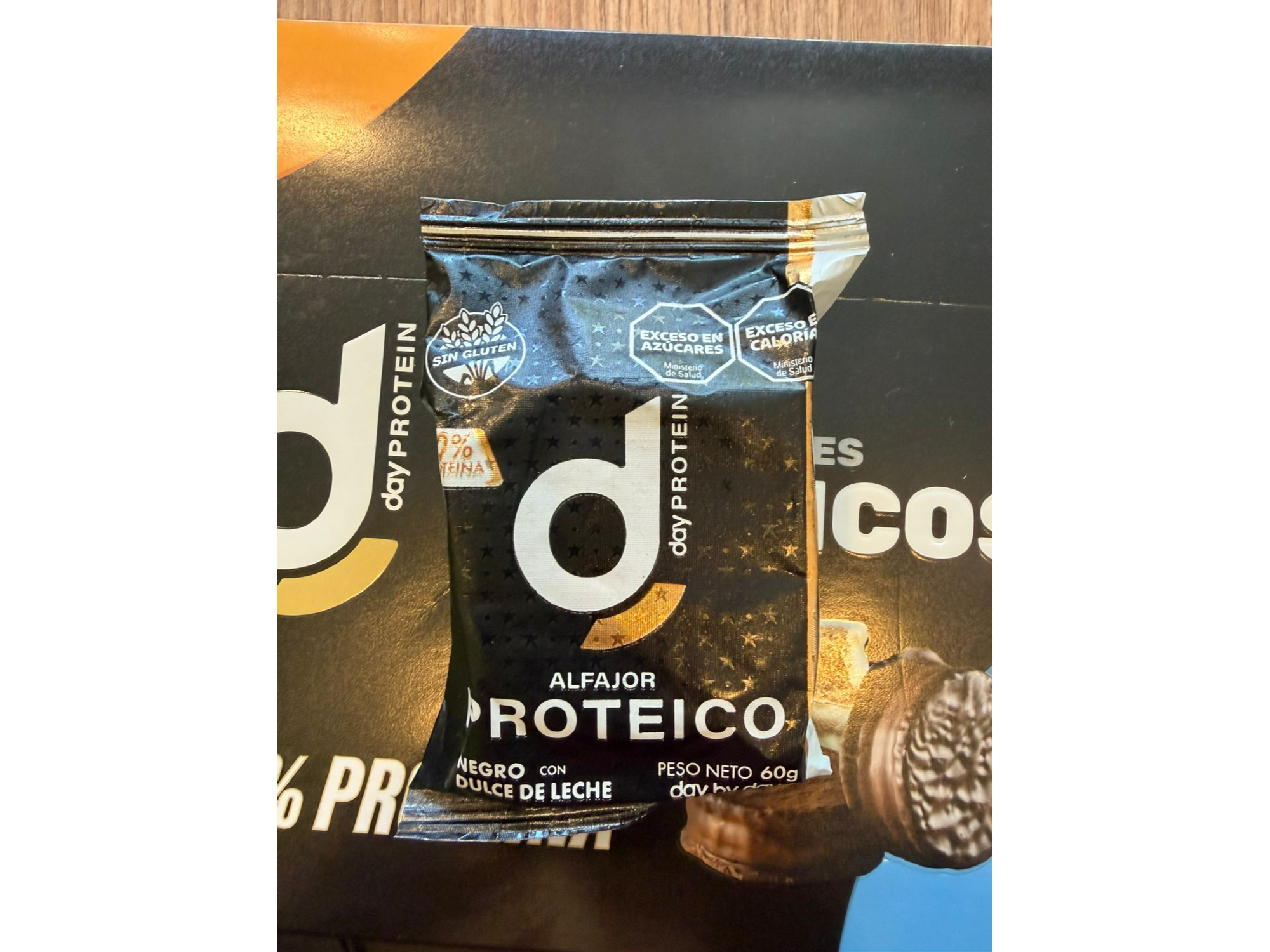 Alfajor Proteico Negro  con Dulce De Leche - Day by day