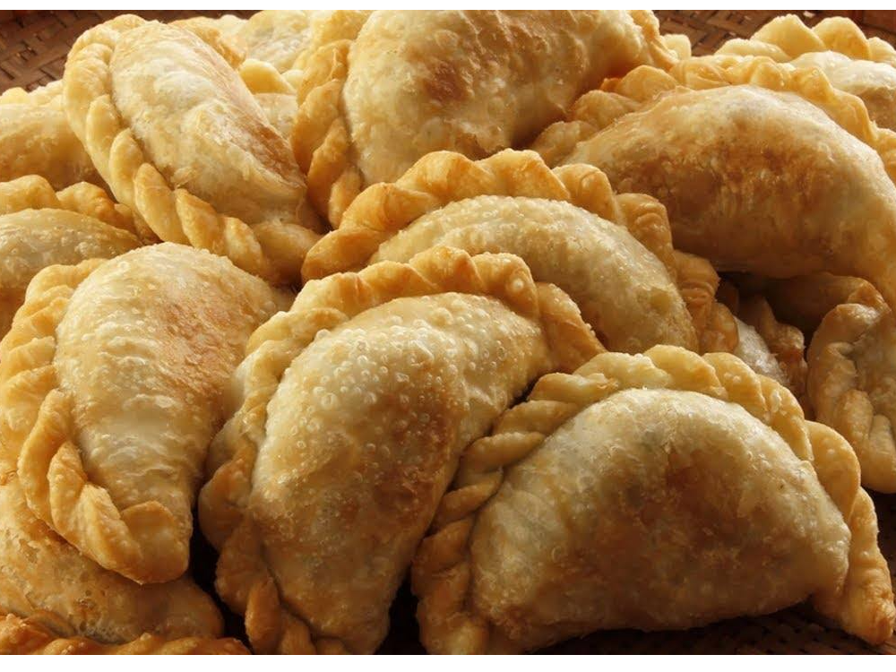 12 Empanadas