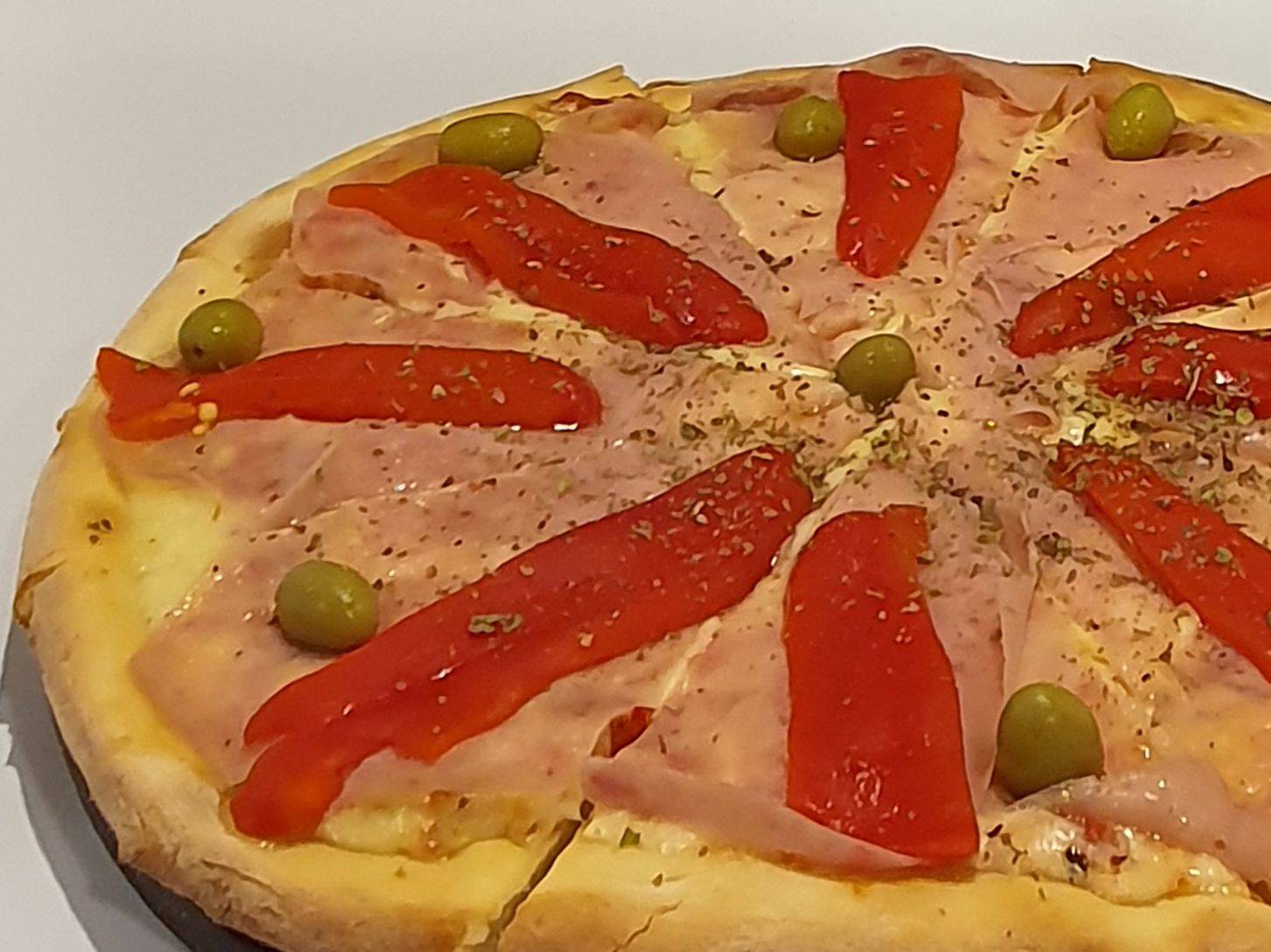 Grande Jamón y Morrones con 3 faina