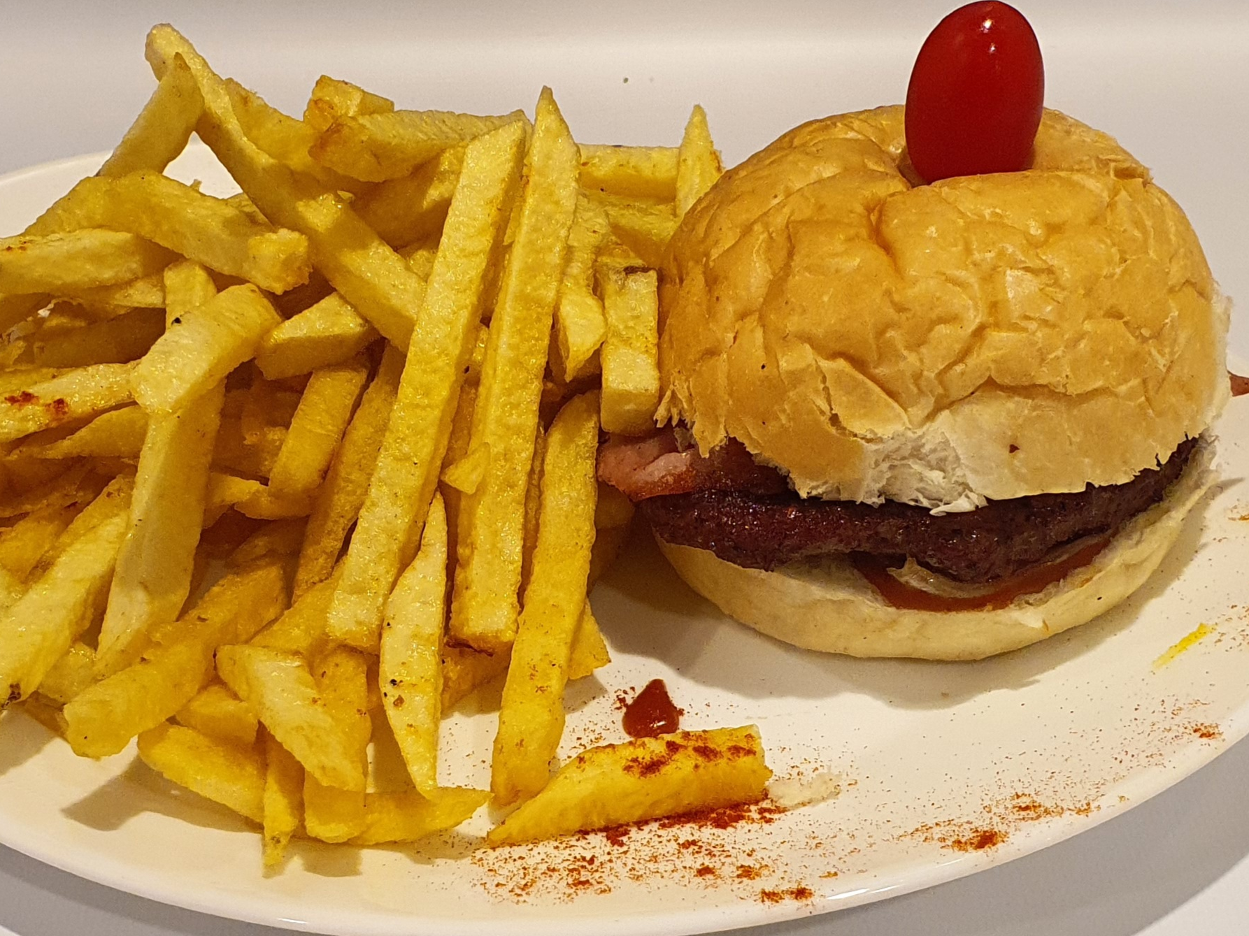 DOS HAMBURGUESAS DOBLES CON GUARNICION