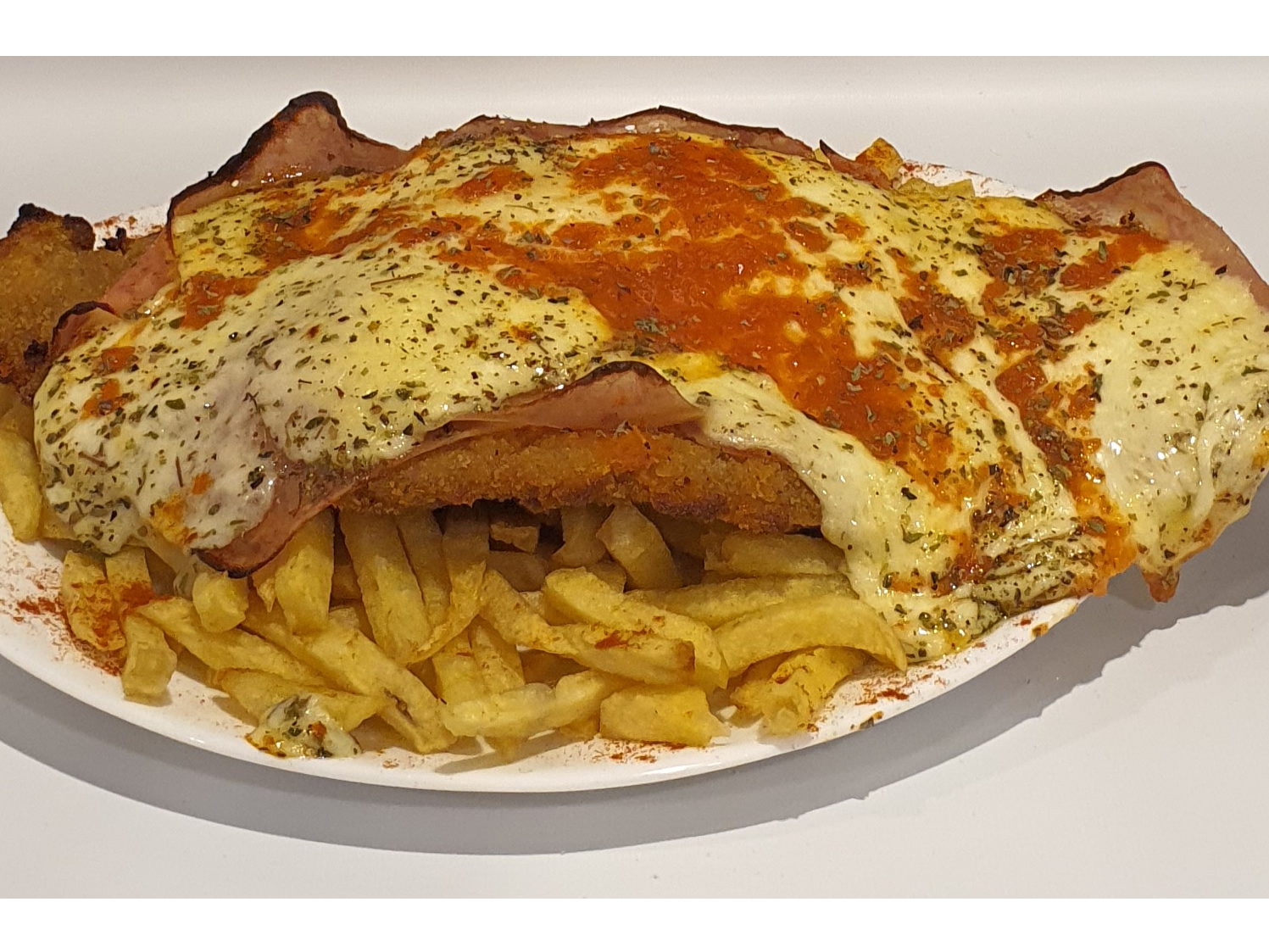 Ternera Napolitana para dos con guarnición mas gaseosa de 1.75L