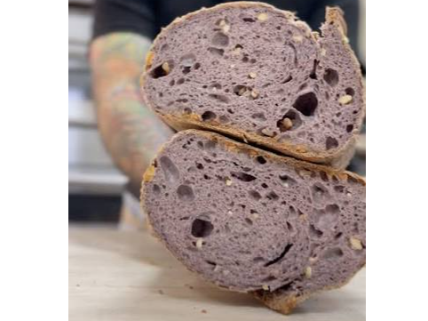 Hogaza de trigo con Nuez y Miel (Masa Madre)