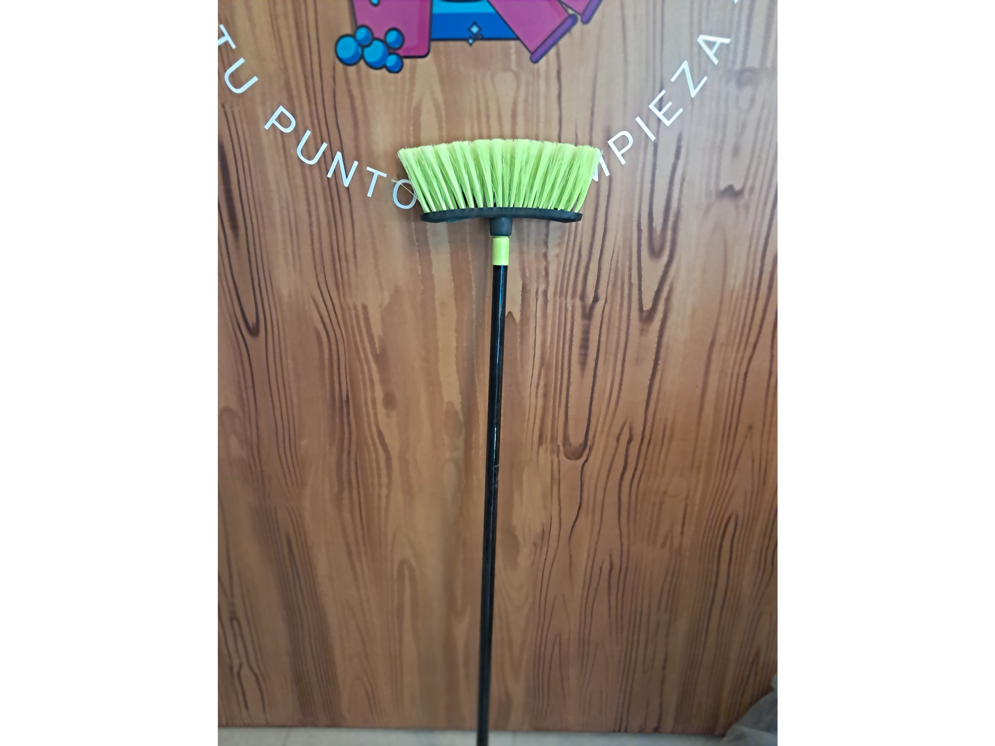 Escoba Novica caribe c / cabo