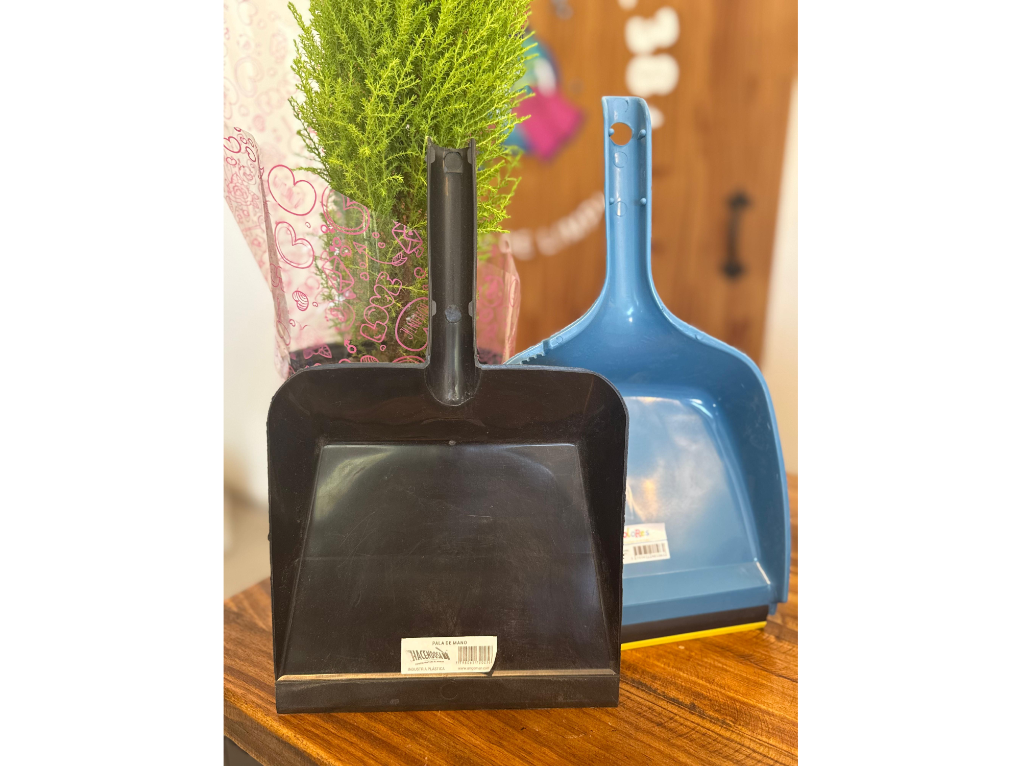 Pala de mano con goma colores