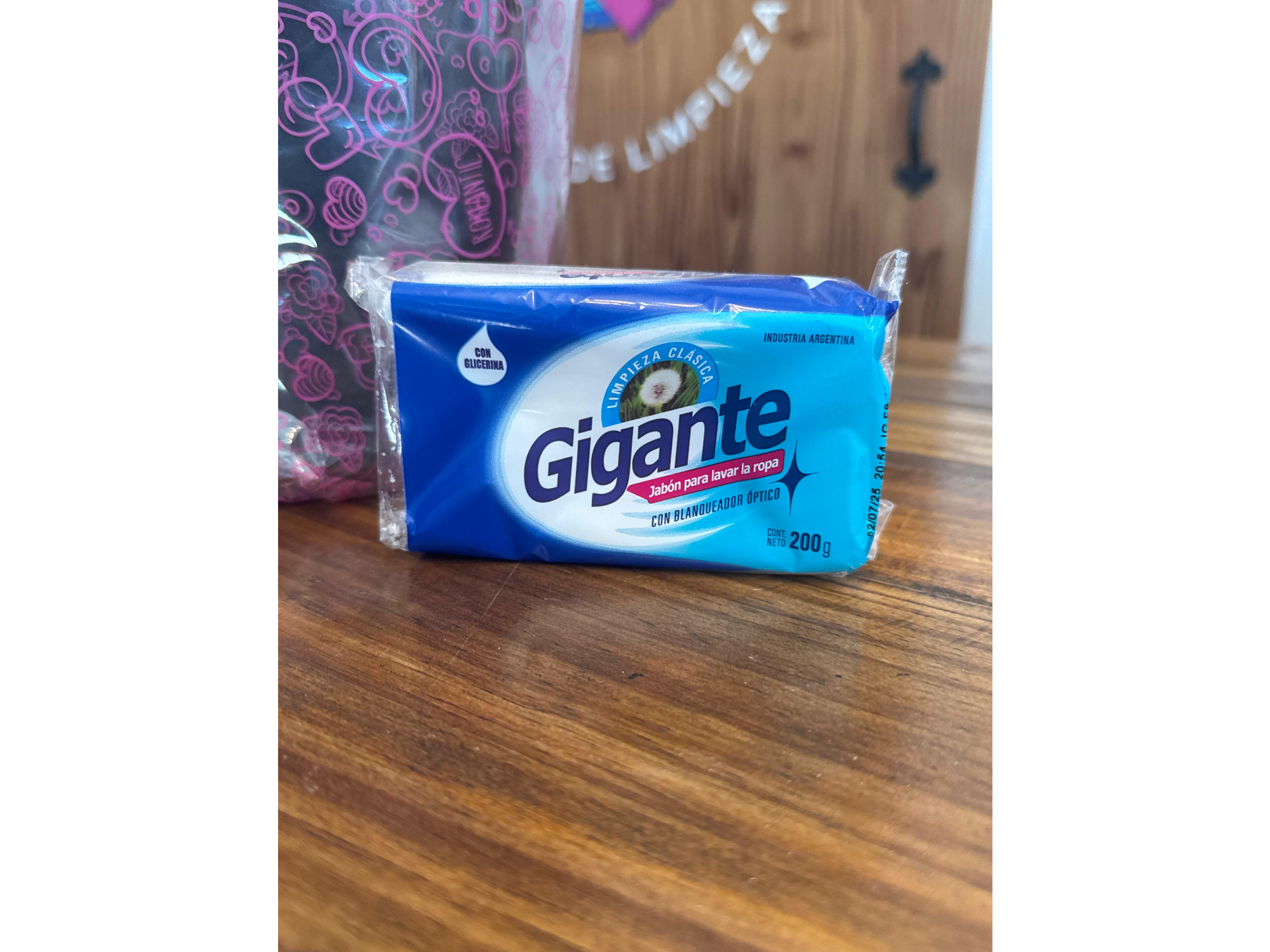 Jabón en Pan Gigante x 200 Gr