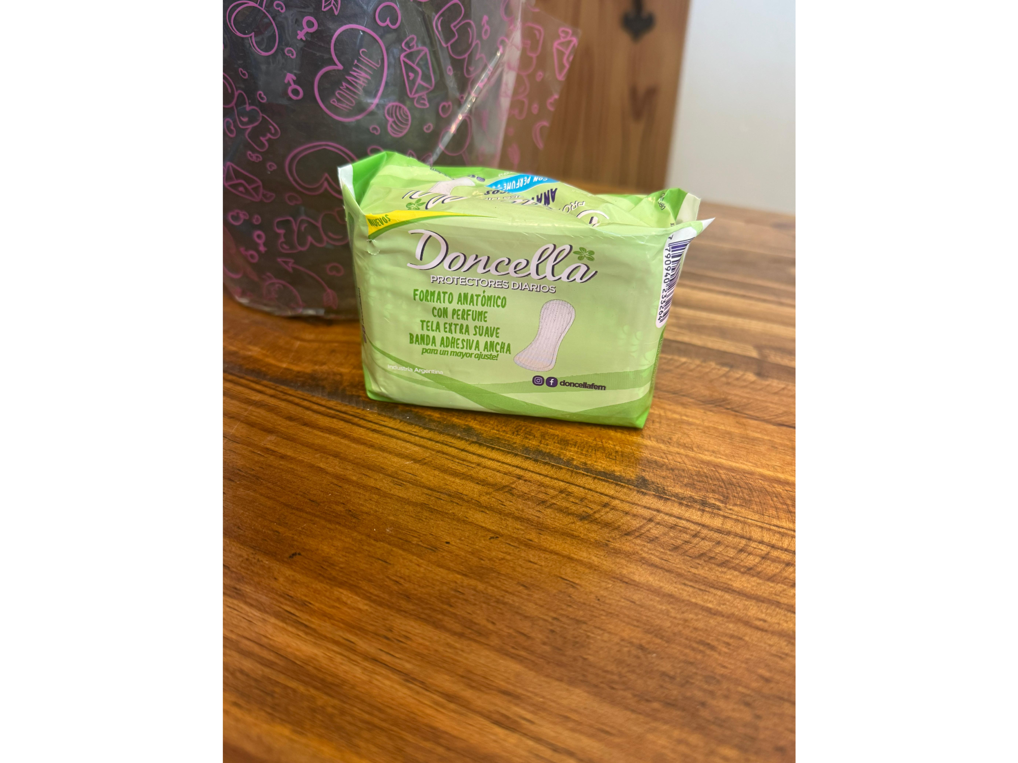 Doncella protectores diarios con perfume