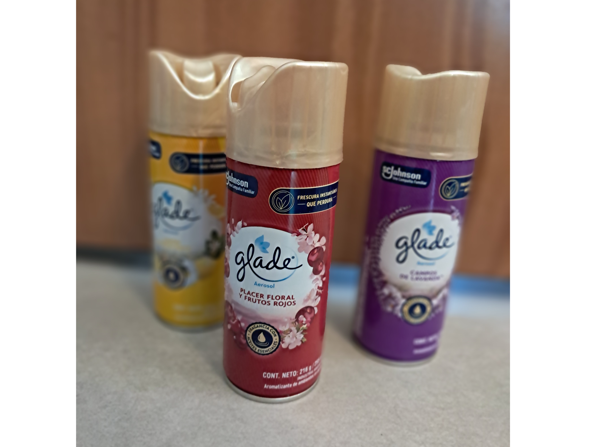 Desodorante Glade 216g