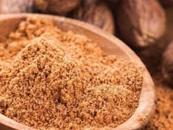 Nuez moscada en polvo