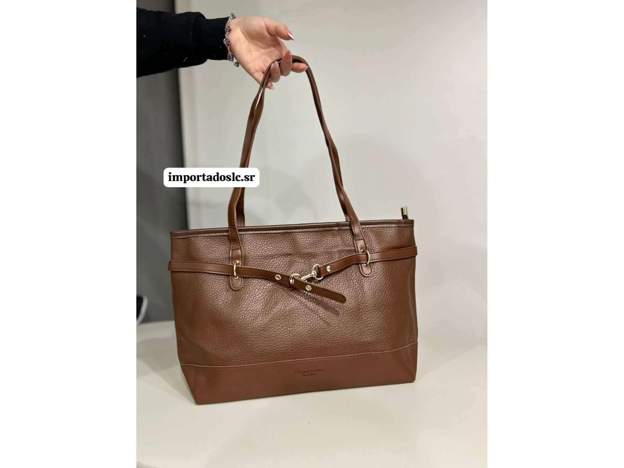 Cartera marrón