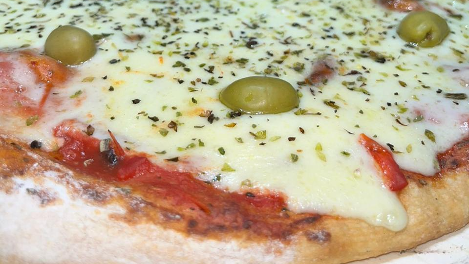 PIZZAS
