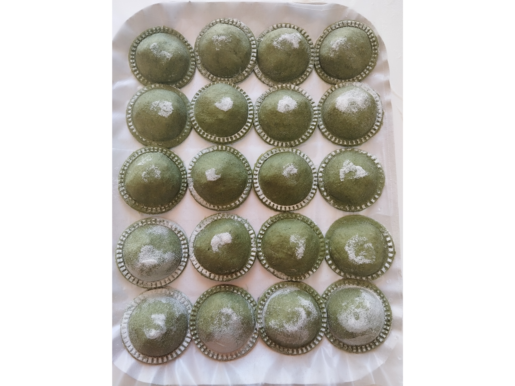 Bandeja 20 sorrentinos