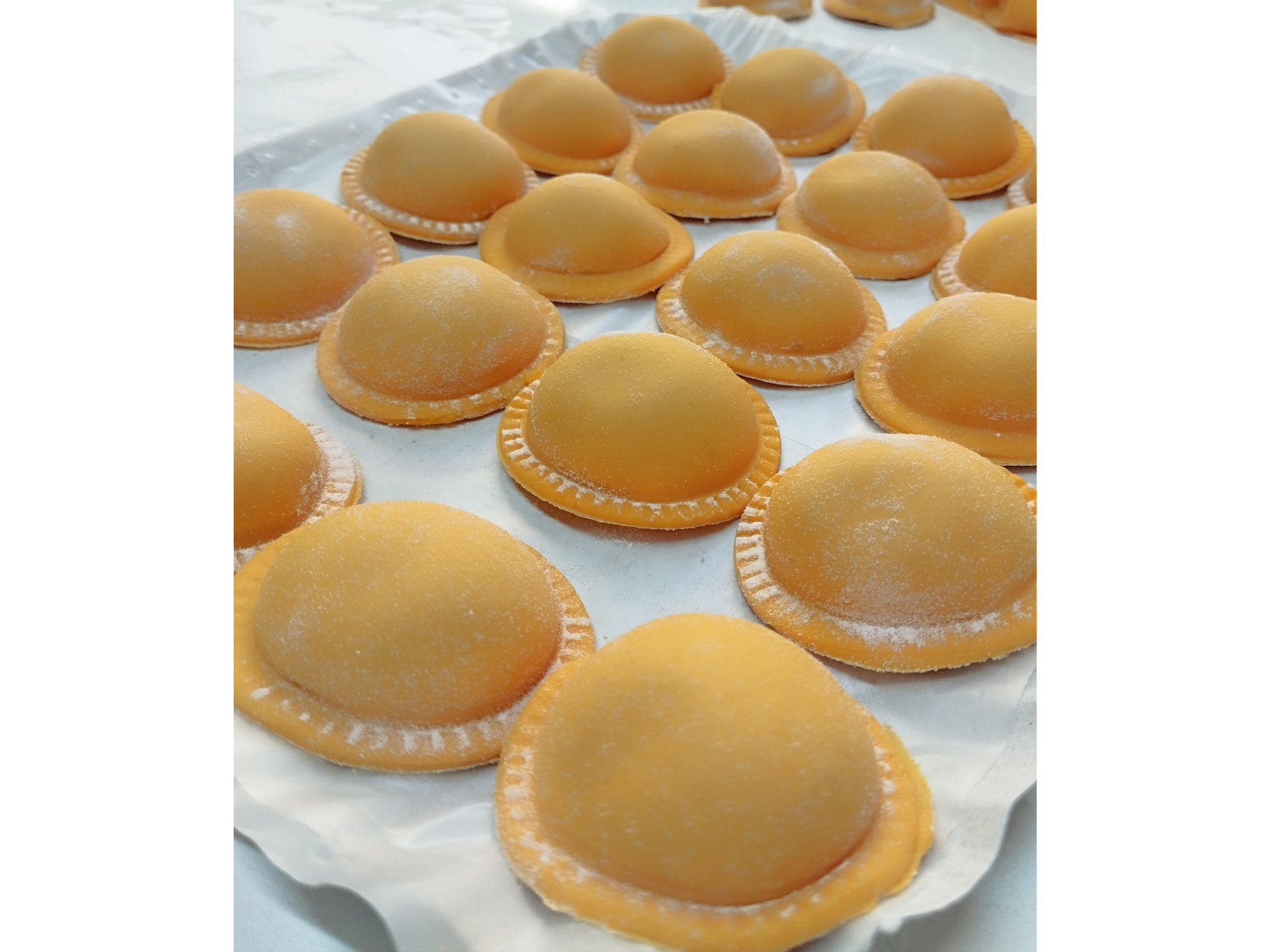 Bandeja 20 sorrentinos