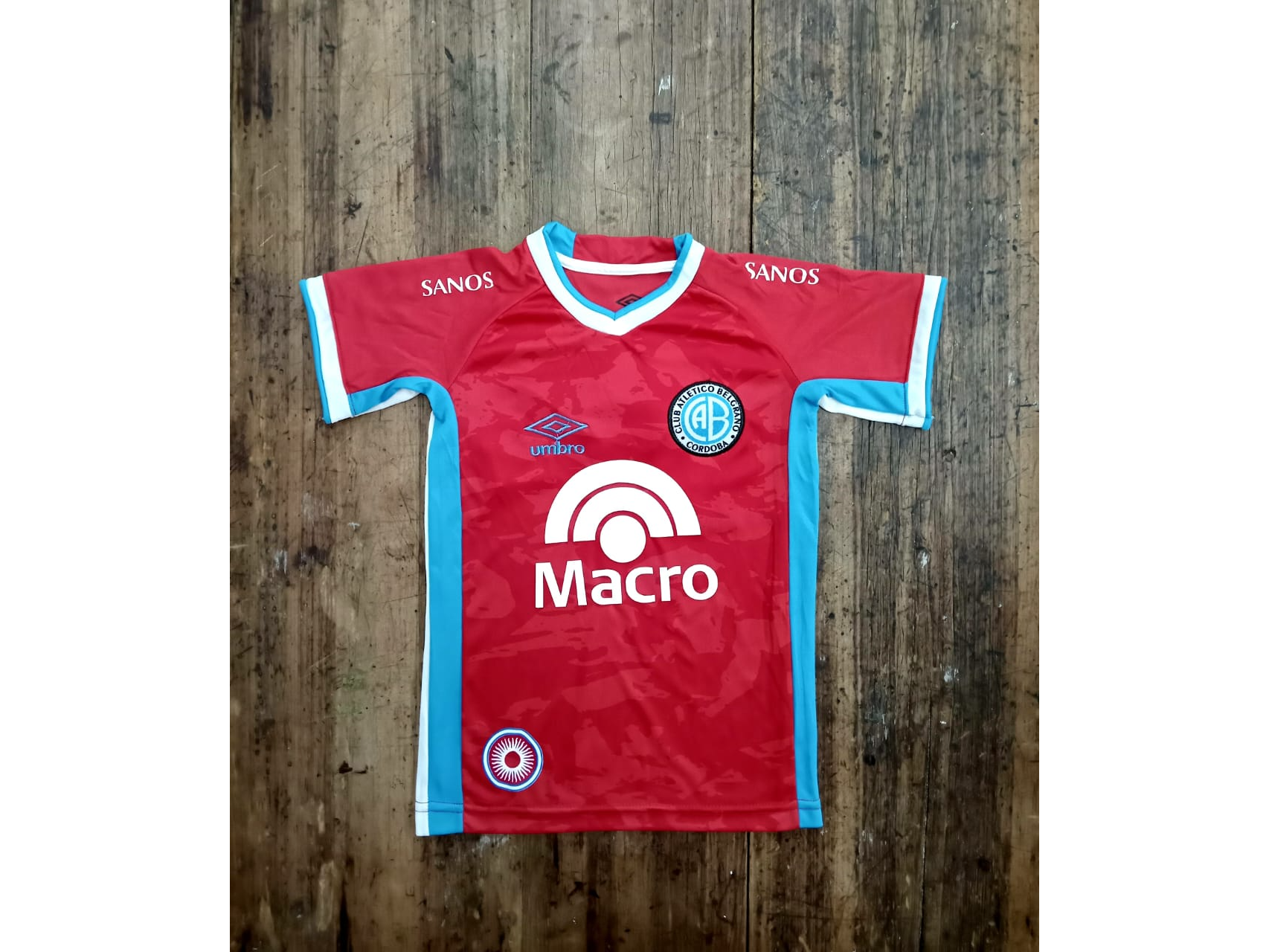 Camiseta roja CAB es CBA