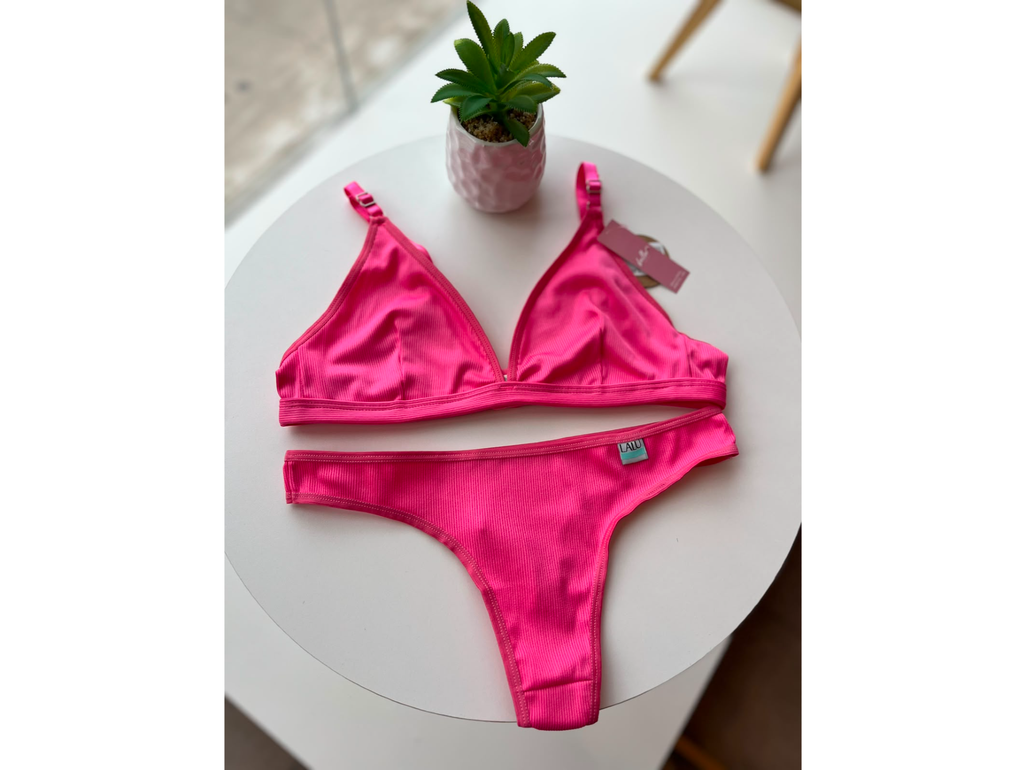 CONJUNTO SIN ARMAR DE MORLEY LALU. FUCSIA