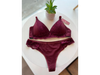 CONJUNTO TRIANGULO DE LYCRA. BORDO