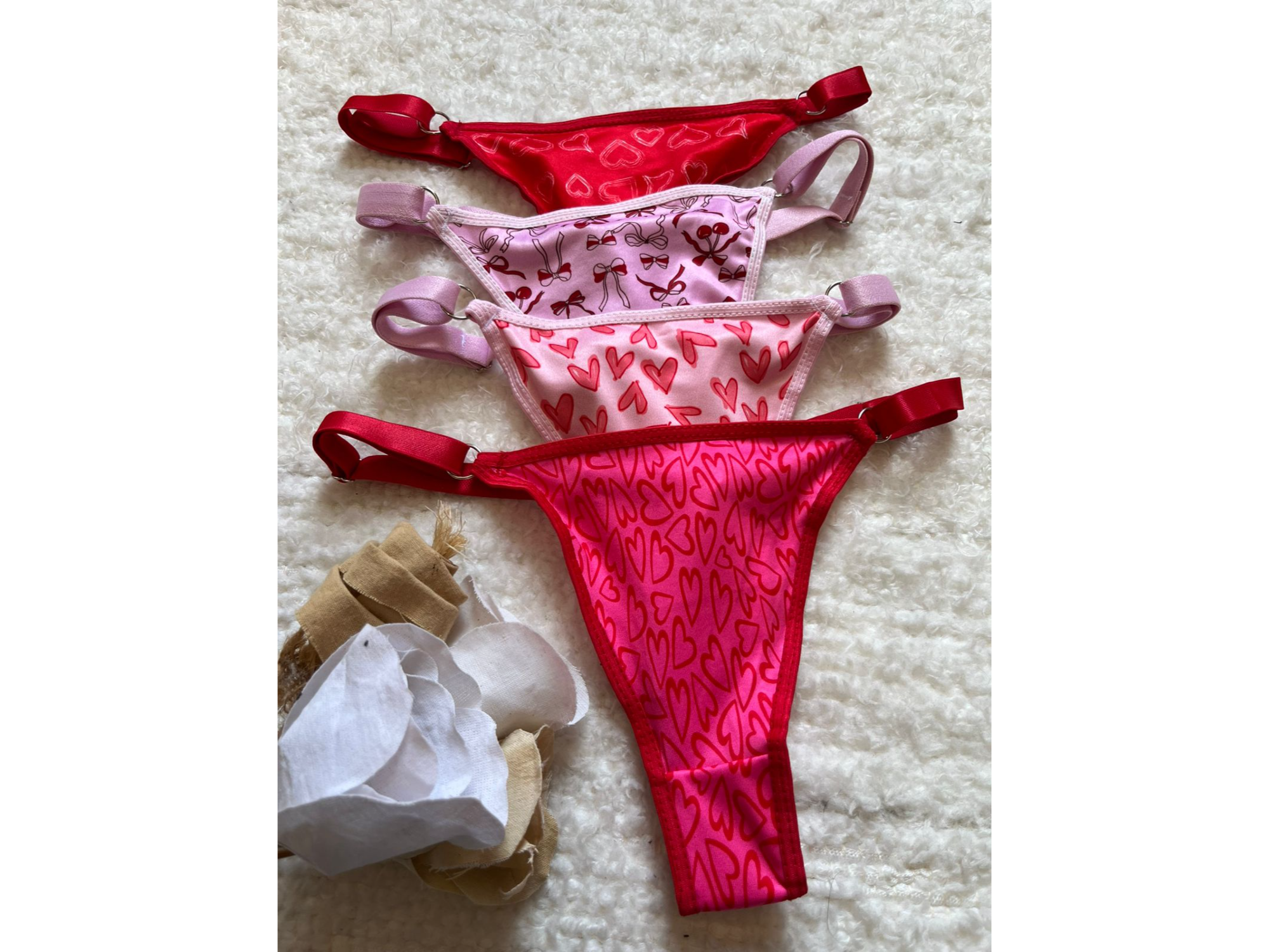 PACK DE 3. COLALES LYCRA CORAZONES