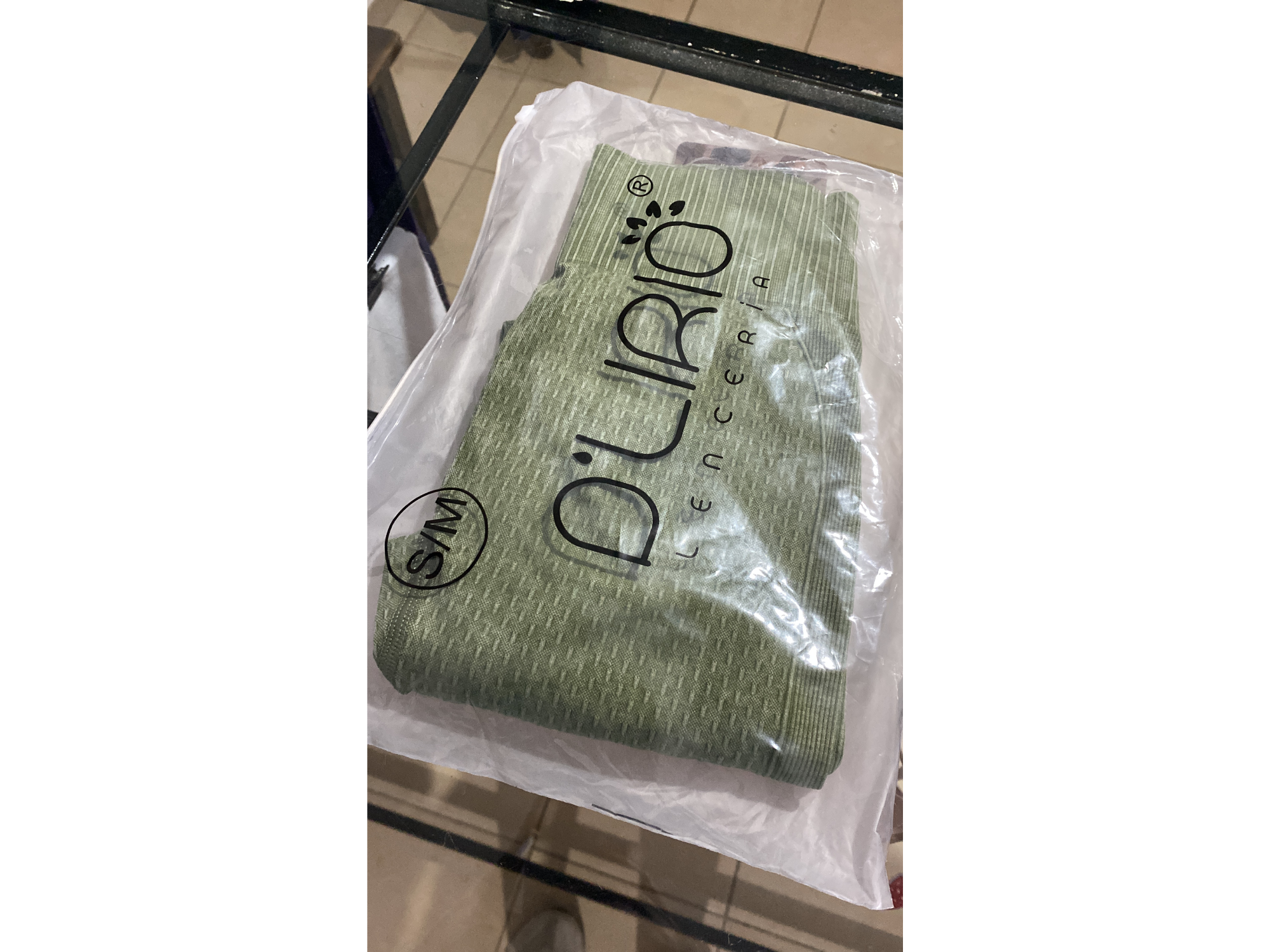 CALZA DEPORTIVA LARGA! Talle S/M VERDE