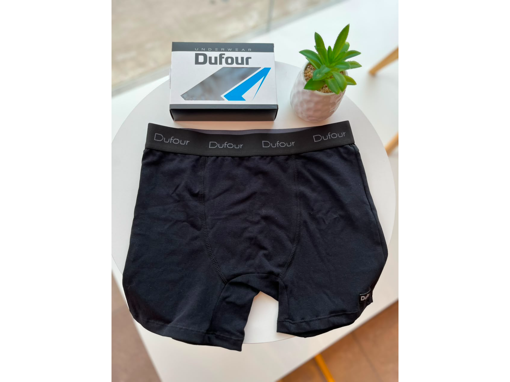 BOXER DOFOUR. NEGRO