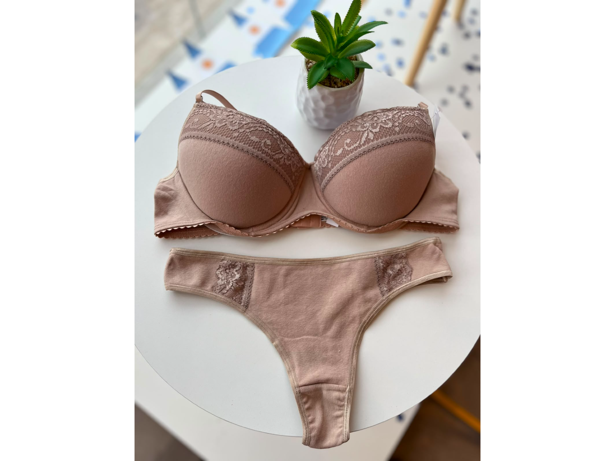 Conjunto c/arco de algodon con basica. BEIGE