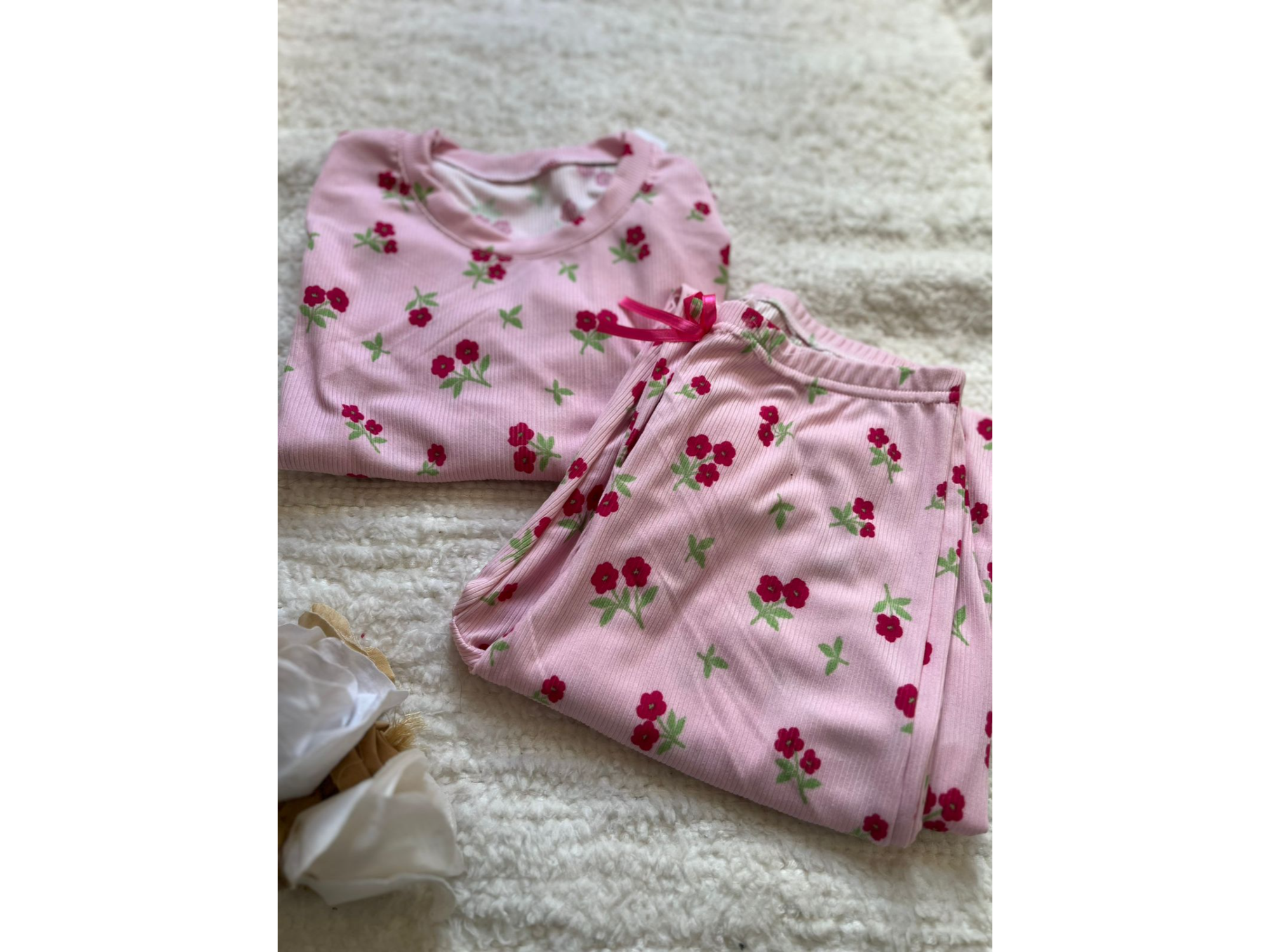 TALLE 2. FUCSIA CON ROSAS