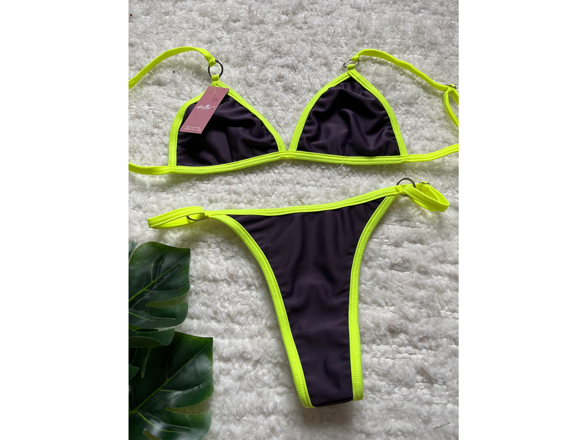 TALLE 85. LILA Y FLUOR