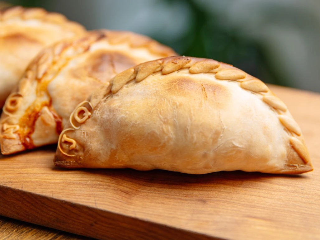 12 EMPANADAS  CONGELADAS