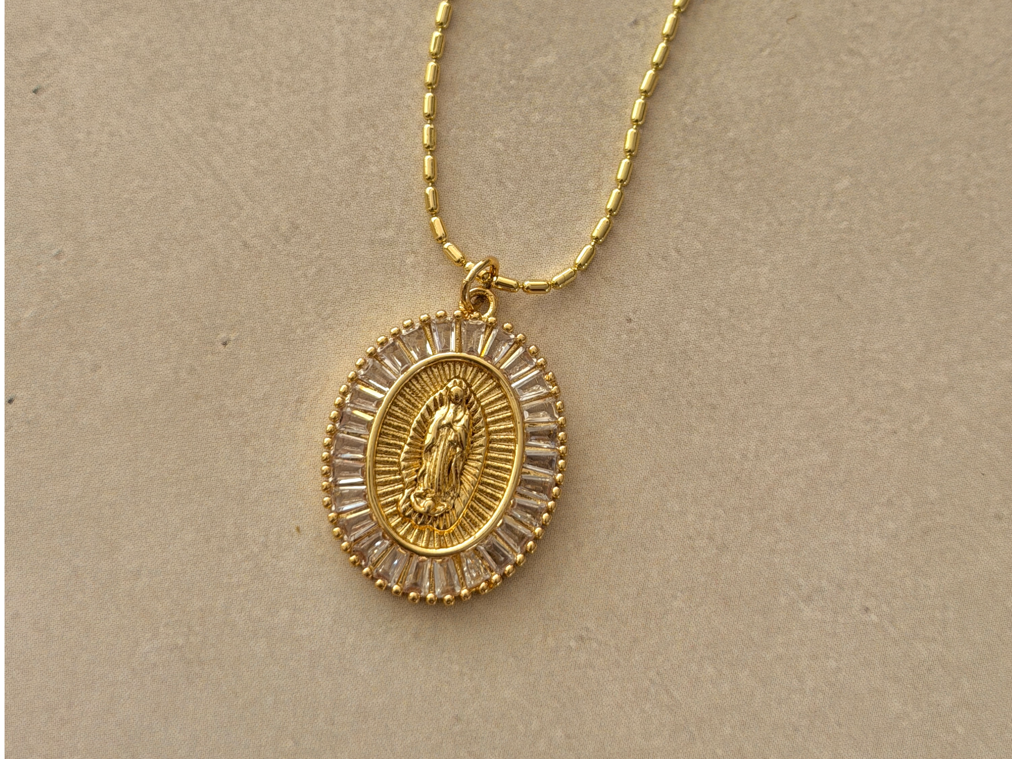 Cadena Aura de Guadalupe