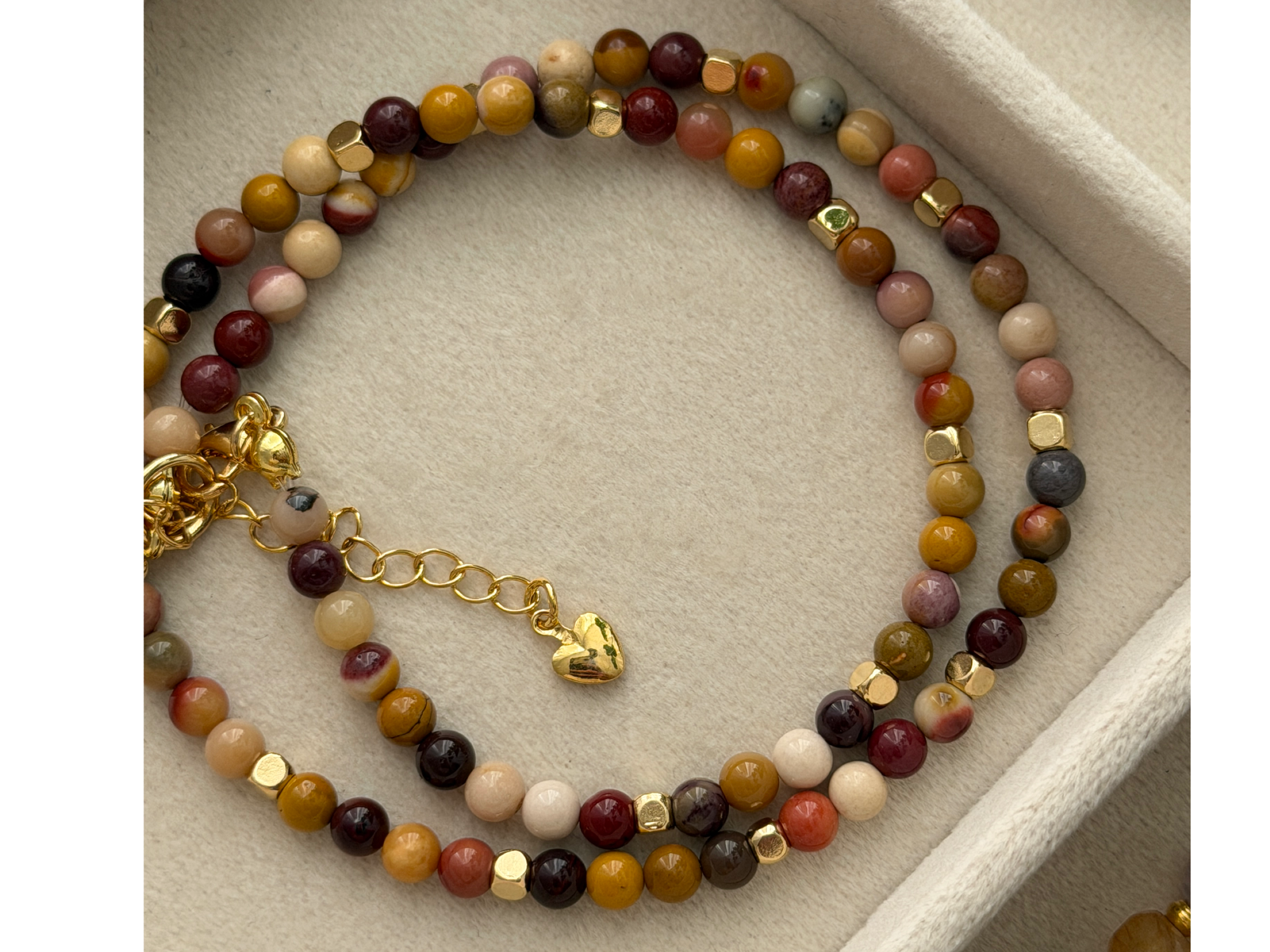 Collar  Noor