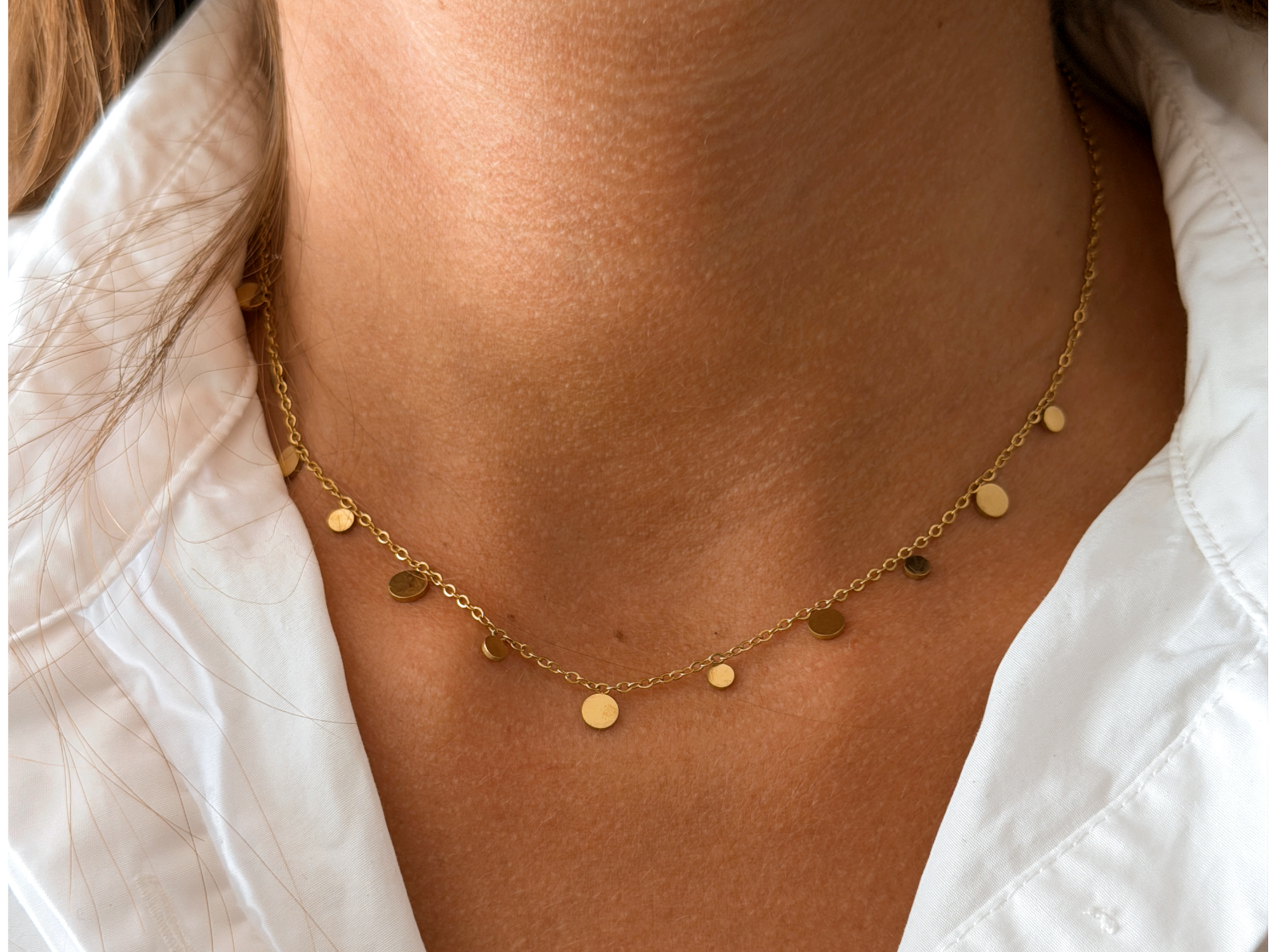 Cadena Dots