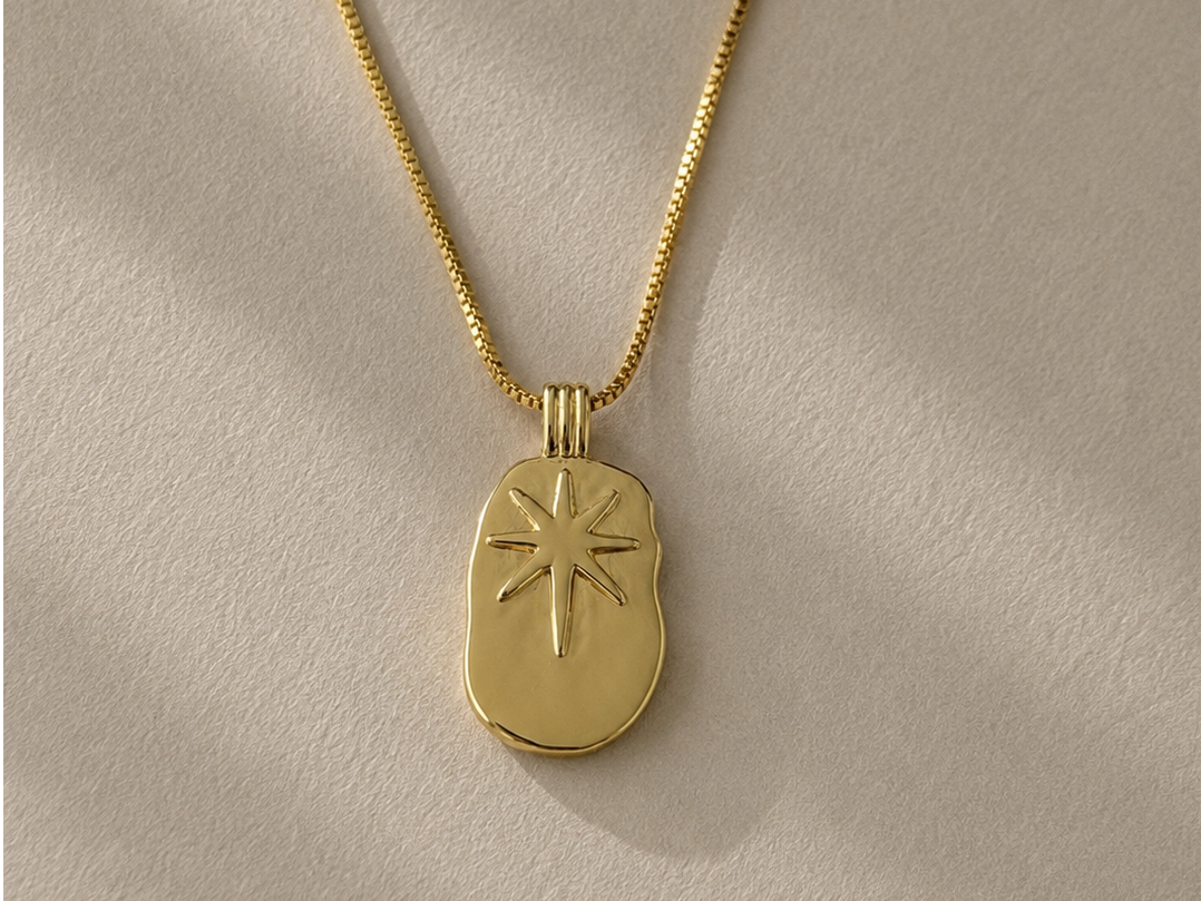 Collar Palm