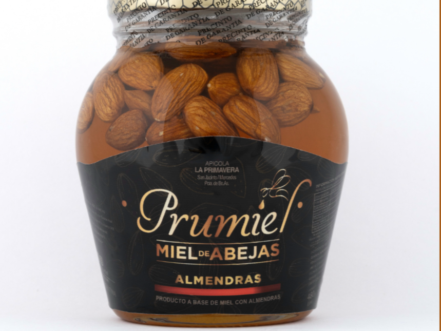 Miel con almendras