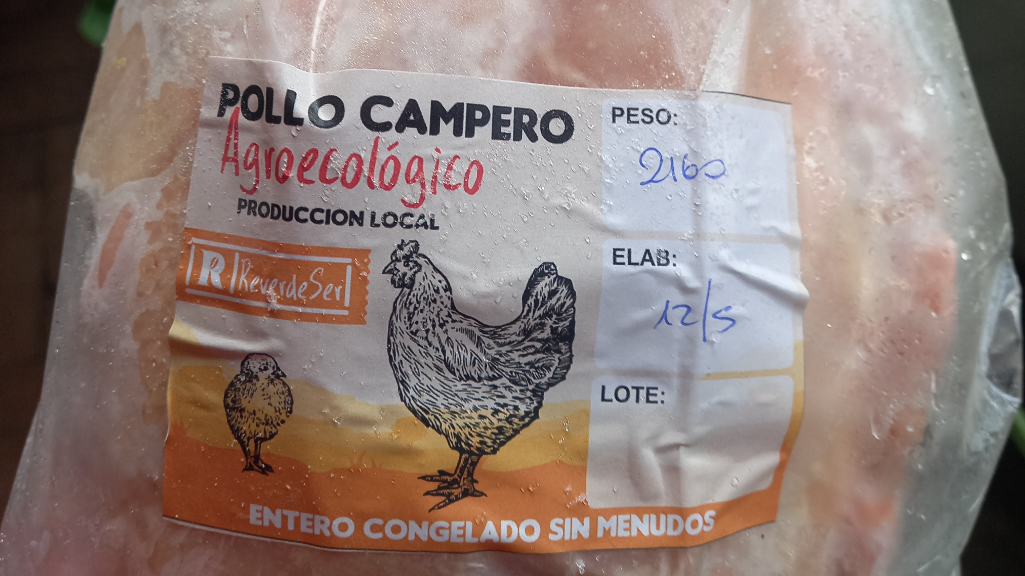 Pollo de campo congelado