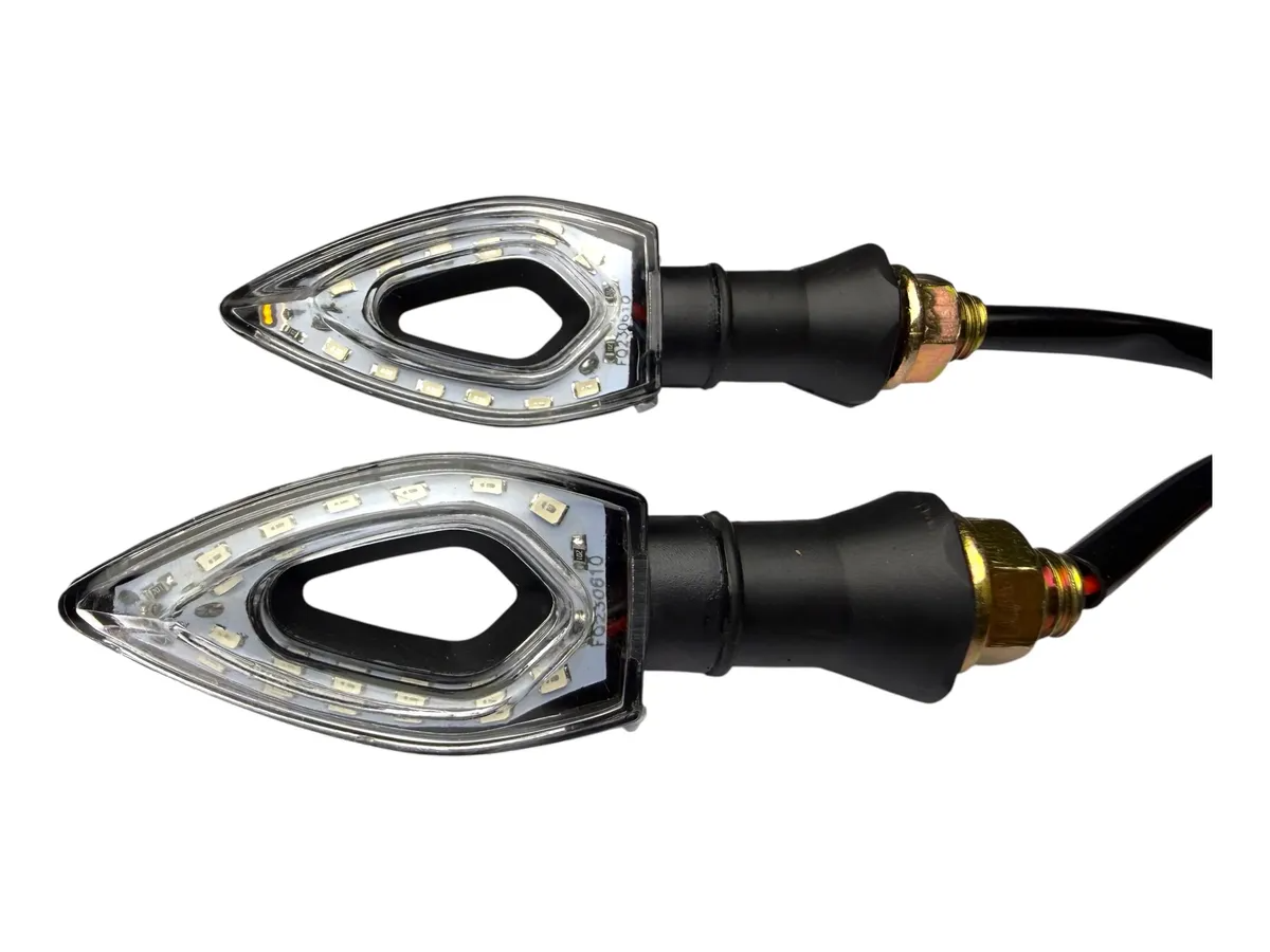 FARO DE GIRO LED FLECHA x2 UN.