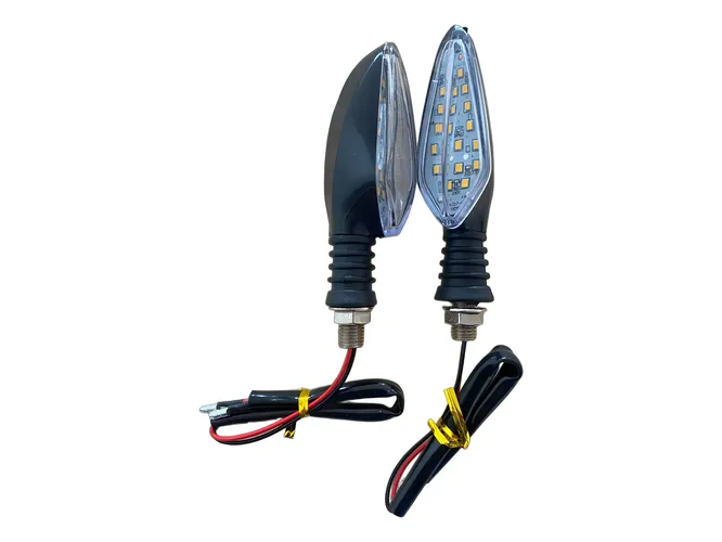 (05) FARO DE GIRO LED FLECHA X PAR