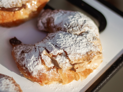 Medialuna C/ Bon o Bon